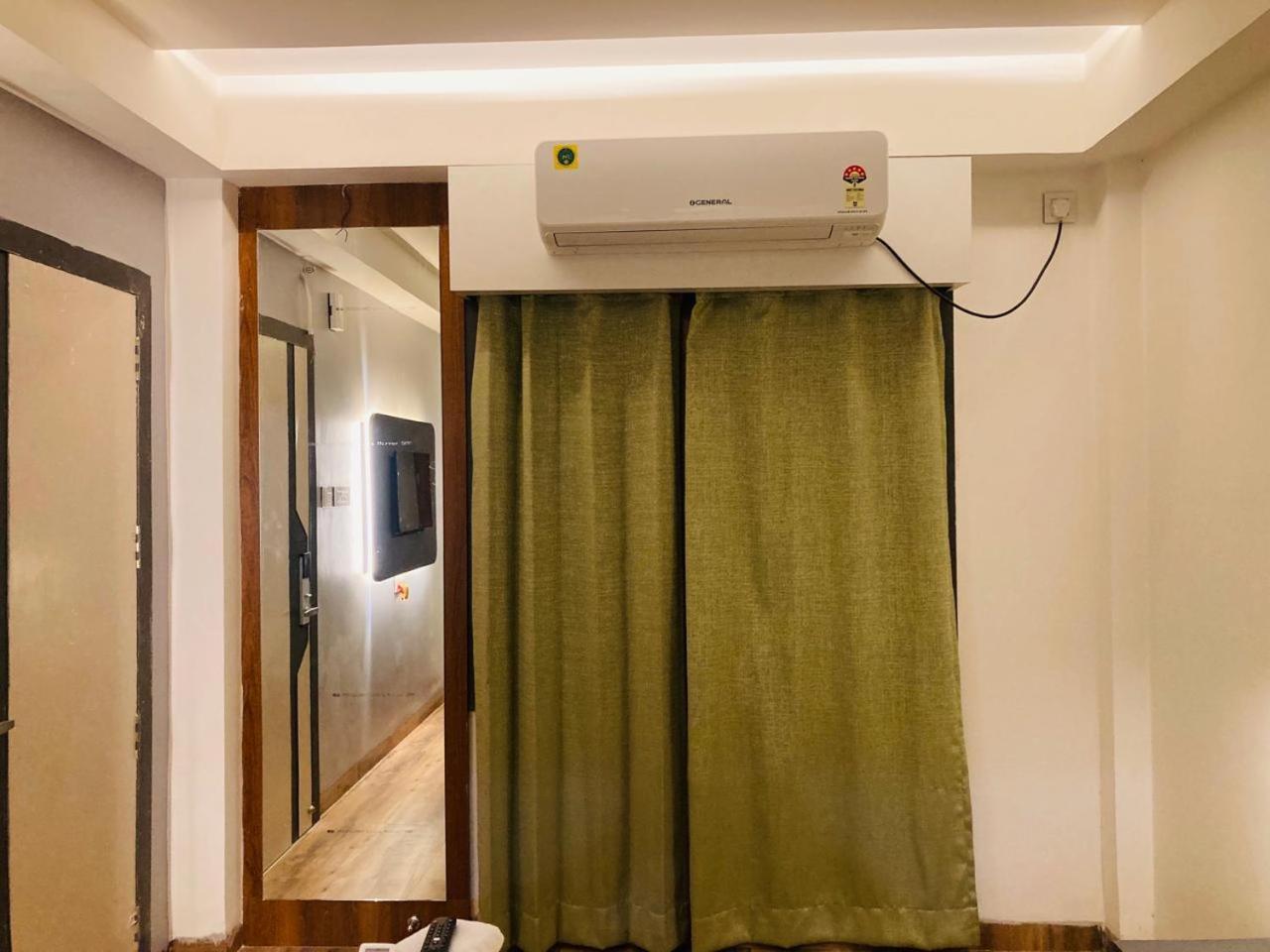 The Lavish Stay Varanasi Exterior foto