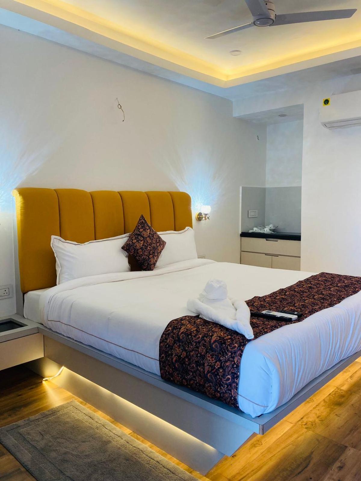 The Lavish Stay Varanasi Exterior foto