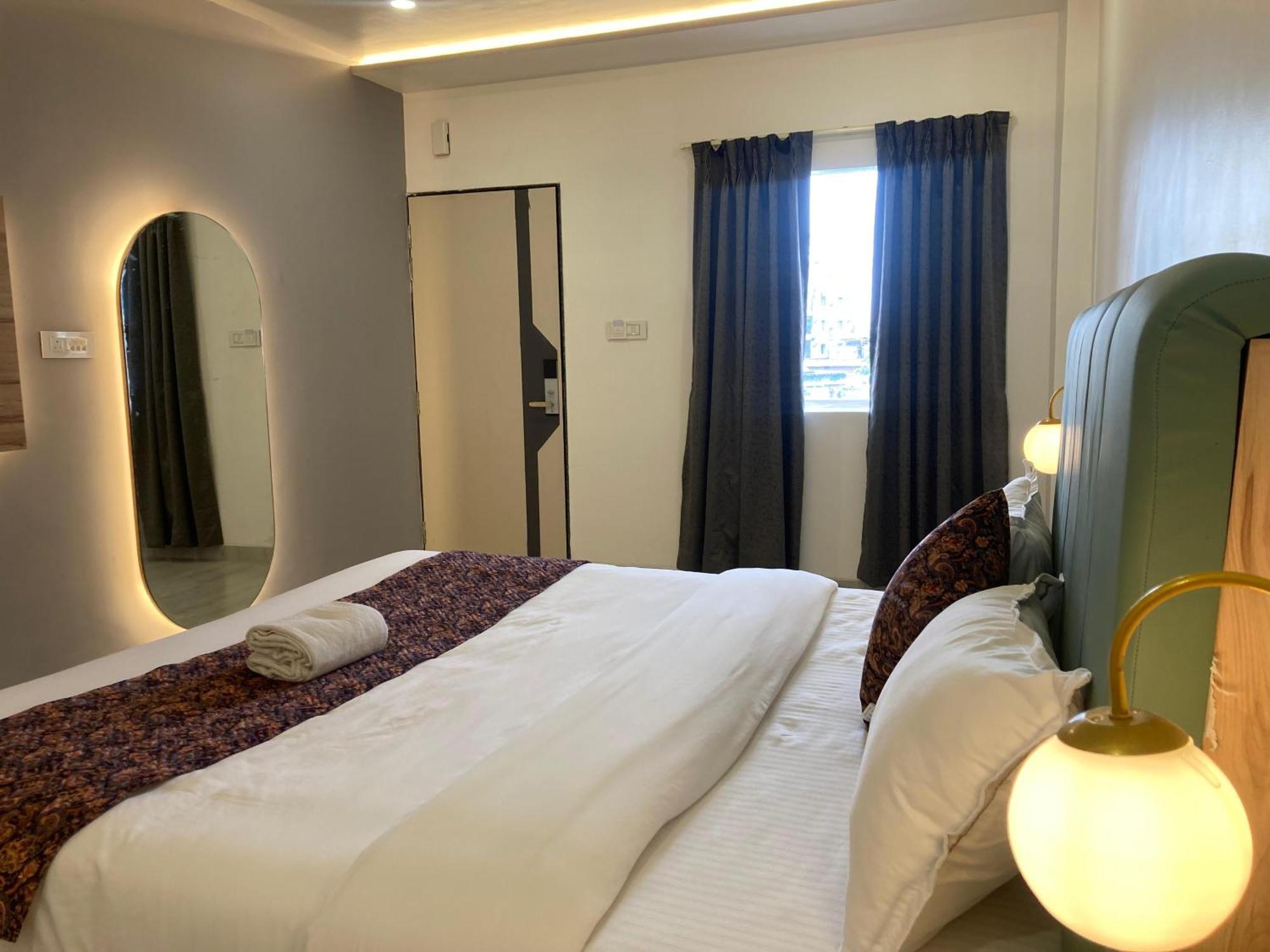 The Lavish Stay Varanasi Exterior foto