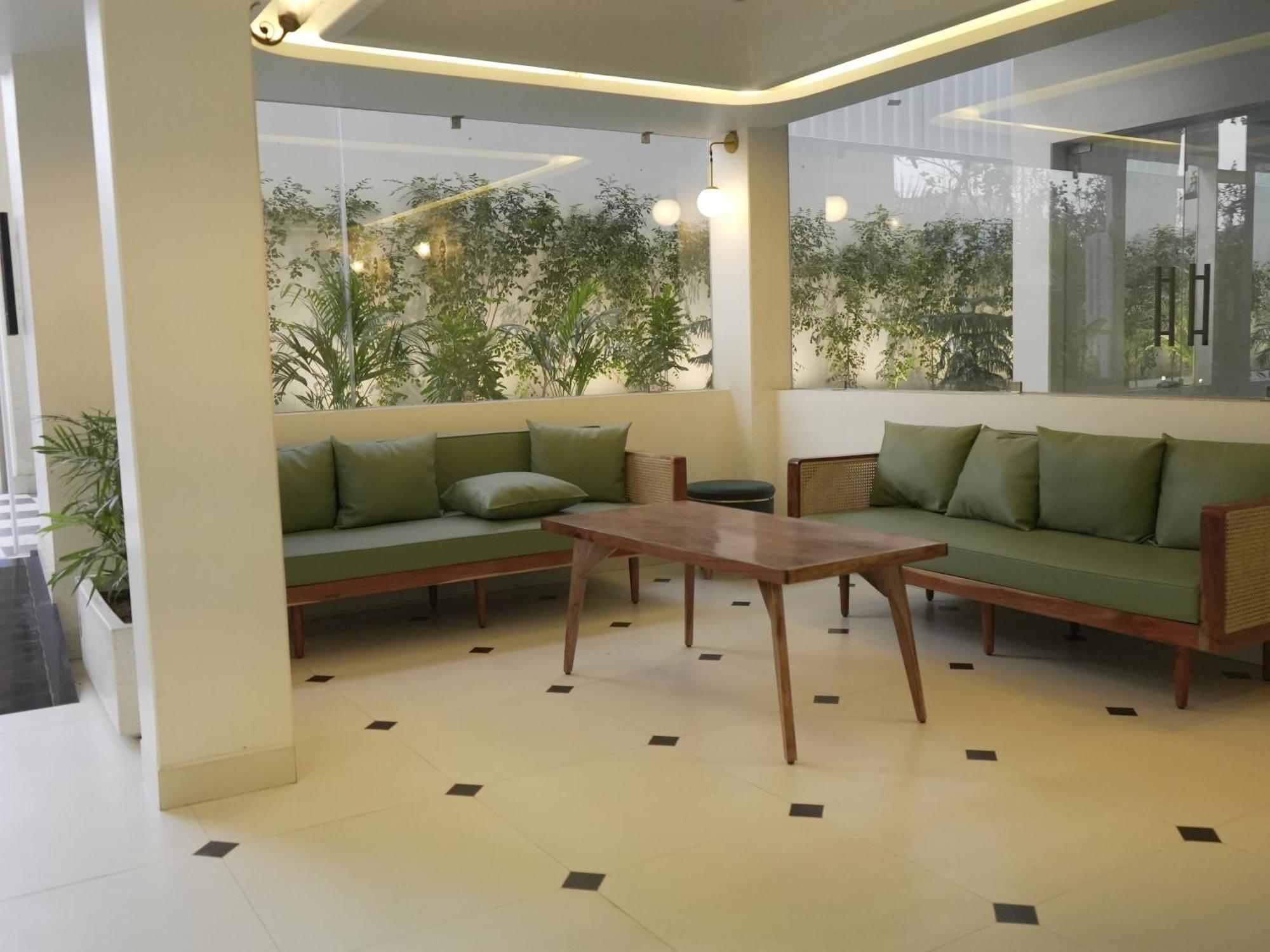 The Lavish Stay Varanasi Exterior foto