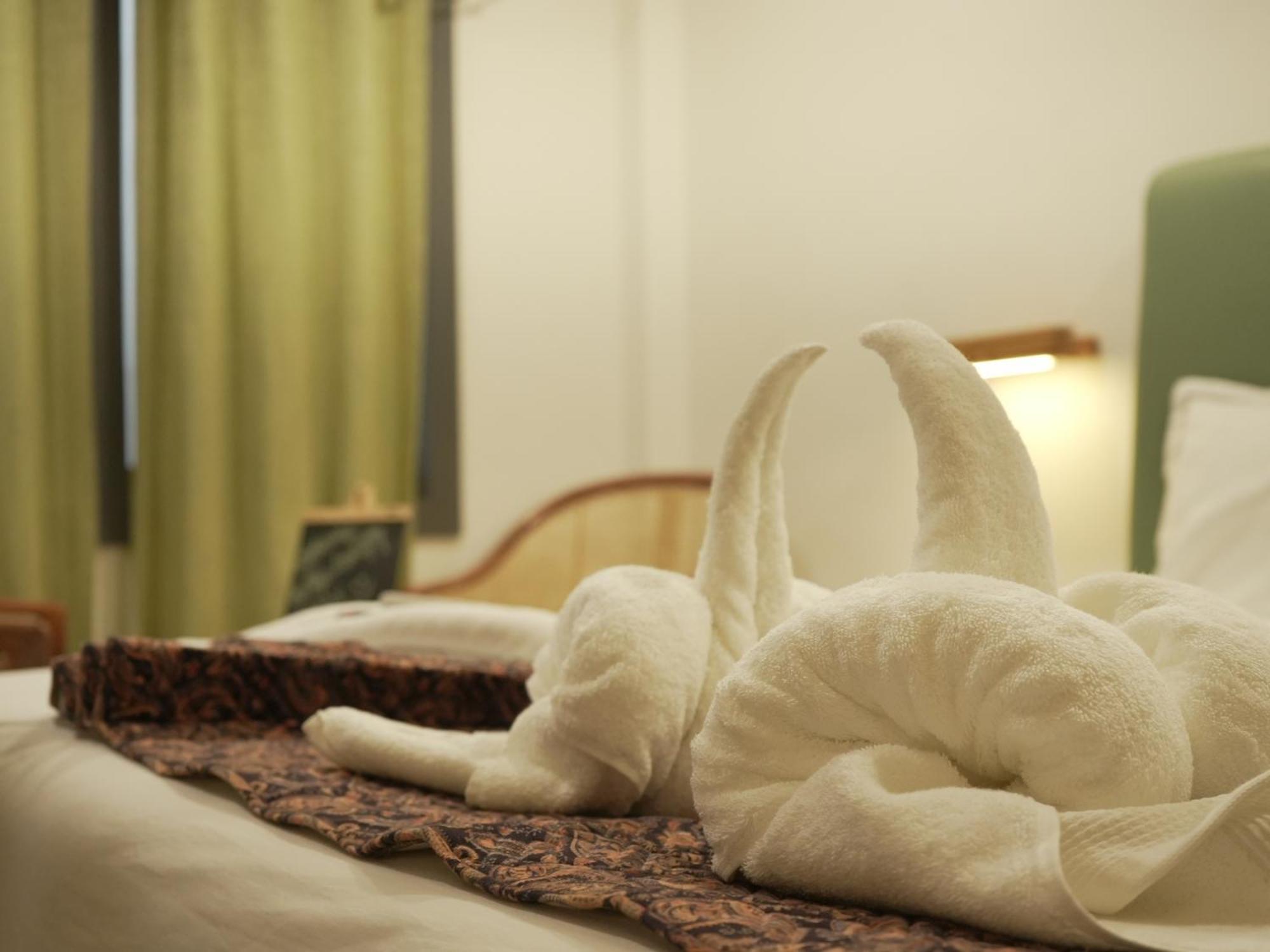 The Lavish Stay Varanasi Exterior foto